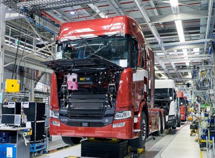 Scania hervat productie in Zwolle