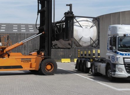 Van Moer Logistics neemt tanktransporteur Group Van Loon over