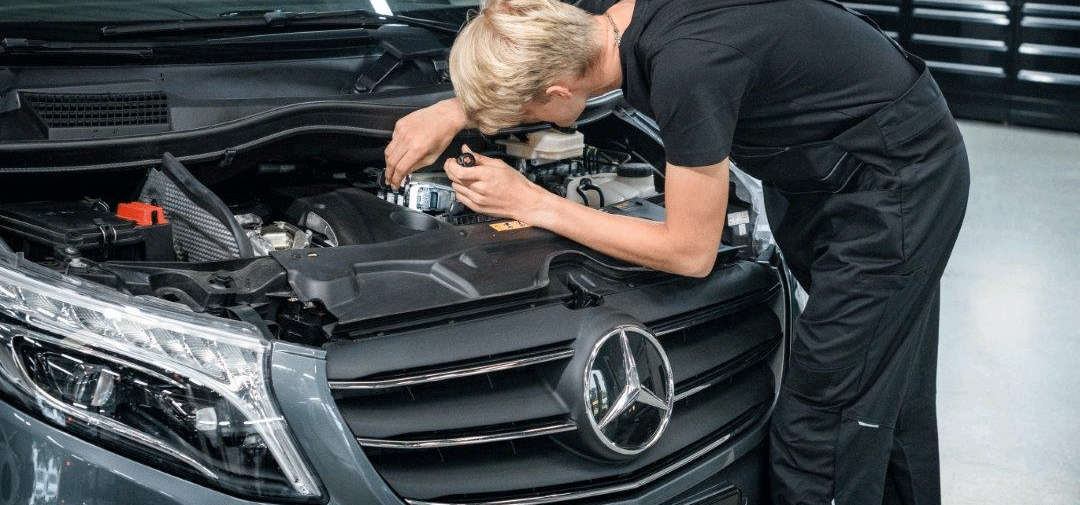 Mercedes-Benz recherche des techniciens