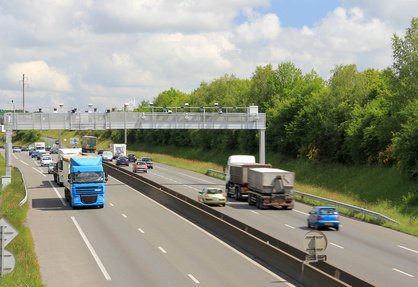 Portiques de pesage sur les autoroutes wallonnes ; tape-t-on toujours sur le même clou ?